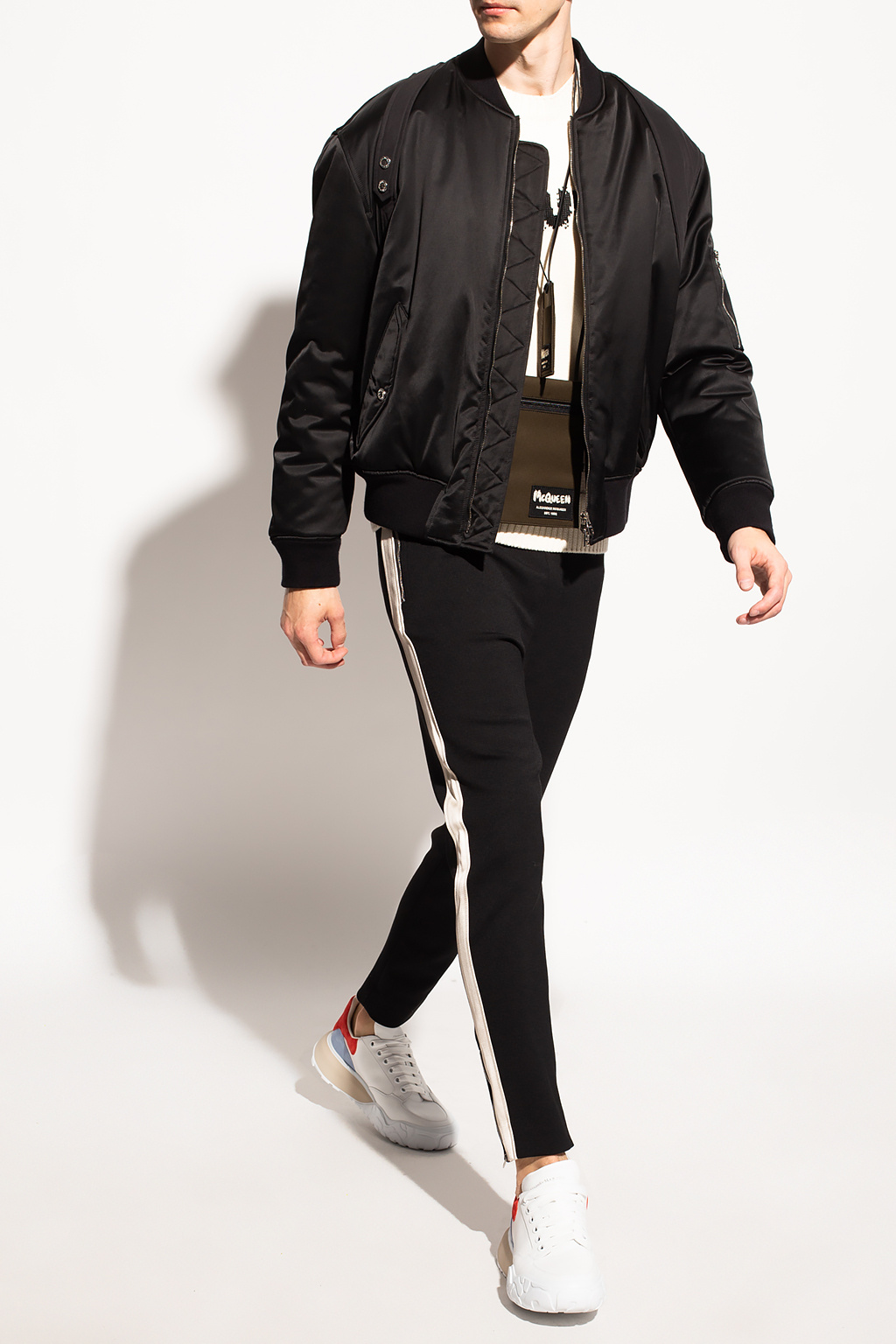 【送料&関税込】Alexander McQueen Pants With Side Stripes Pinstripe Trouser | ALEXANDER MCQUEEN | elysewalker